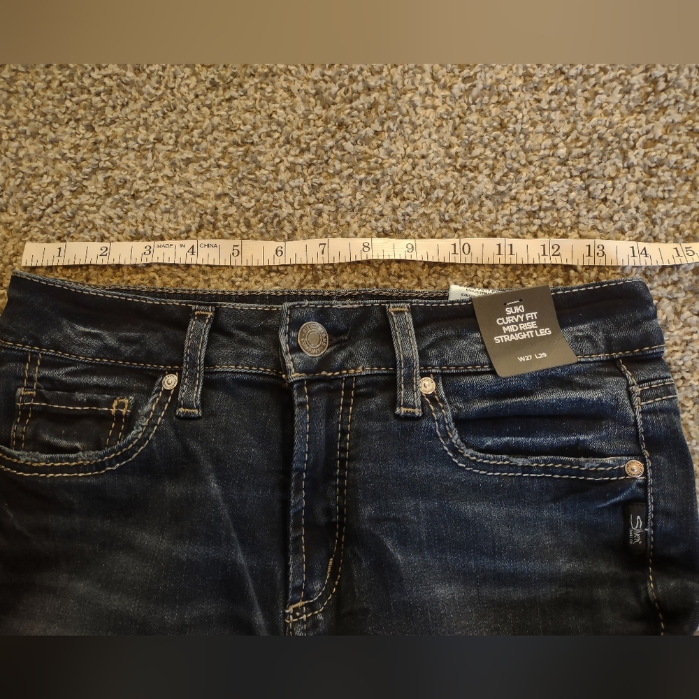 Silver Jeans Co. Suki Curvy Fit Mid Rise Jeans - Picture 12 of 14